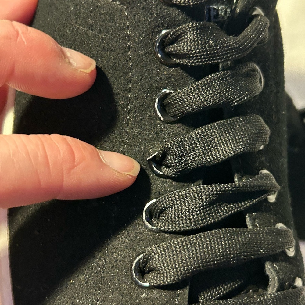 Alexander McQueen Women's Oversized Sneaker in Black Size 40 US Size 10 - Picture 6 of 7